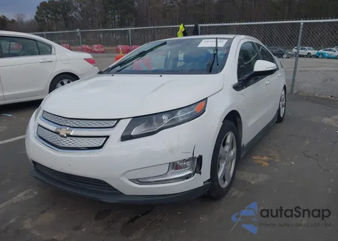 2015 Chevrolet Volt z USA, uszkodzony, nr VIN 1G1RC6E40FU124468